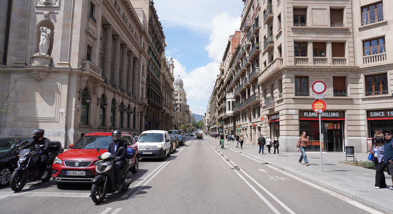 The Stand-up History Tour: El Born & Gothic & Local Tapas Spain &mdash; #9