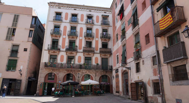 The Stand-up History Tour: El Born & Gothic & Local Tapas Spain &mdash; #10