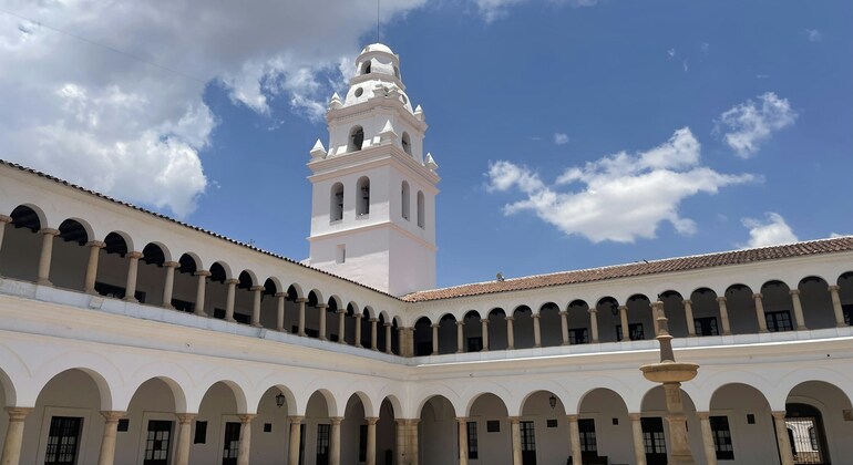 free-tour-of-sucre-en-1