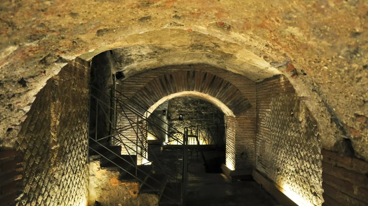 Napoli Sotterranea: In der Unterwelt Neapels: Eintritt ohne Anstehen + Führung