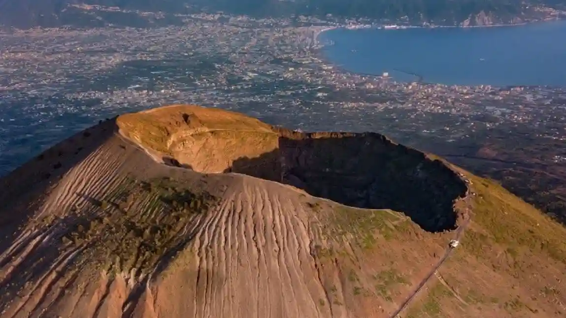 Vesuvio: Ingresso + Trasporto andata e ritorno da Ercolano con Vesuvio Express