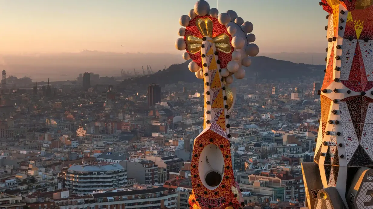 Sagrada Familia: Guided Tour Provided by Tiqets (Multisource)