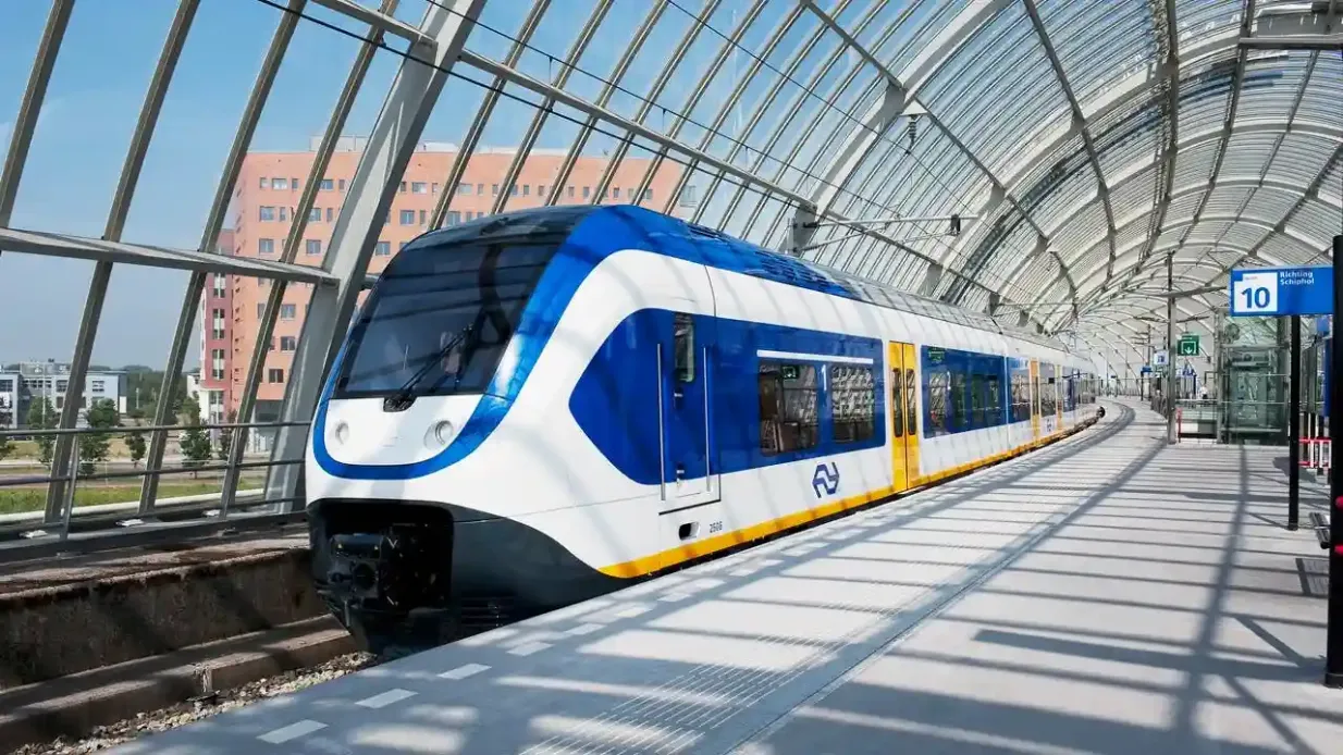 Amsterdam: Billete de tren, tranvía, autobús y metro