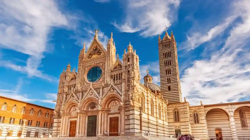 Complejo de la Catedral de Siena (Opa Si Pass)