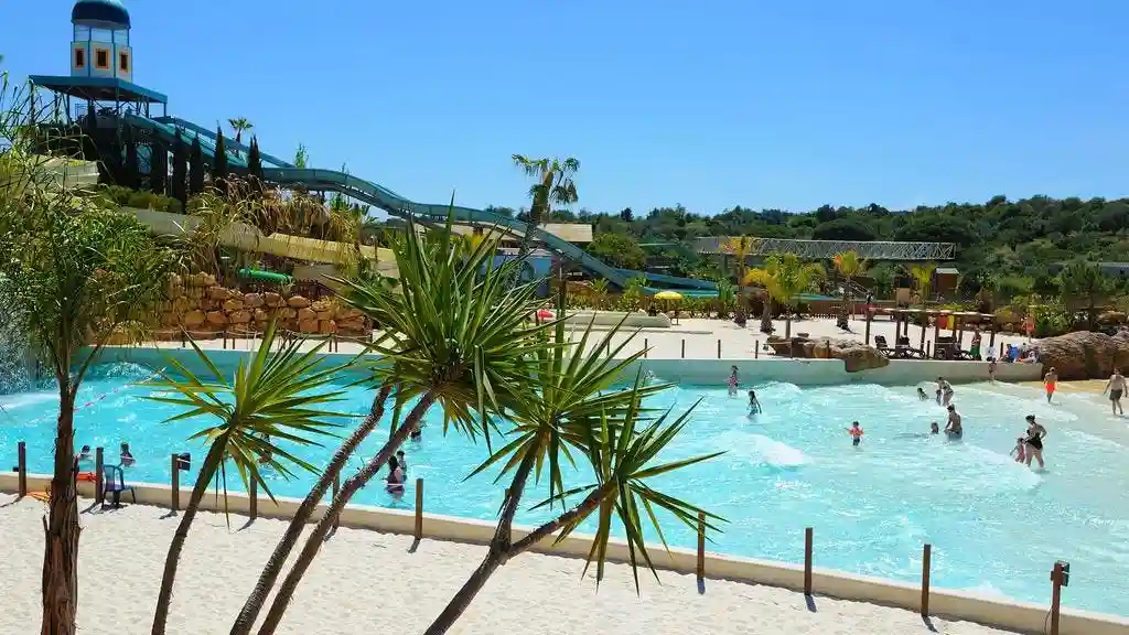 Zoomarine Algarve: bilhete de entrada Organizado por Tiqets International B.V.