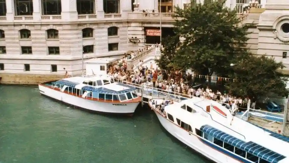 Chicago: 45-minütige architektonische Sightseeing-Tour Bereitgestellt von Wendella Boats