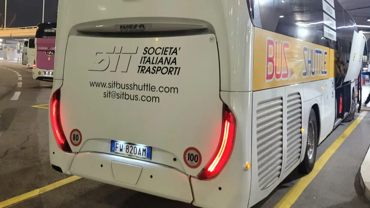 Aeroporto di Fiumicino: Trasferimento in autobus per Città del Vaticano