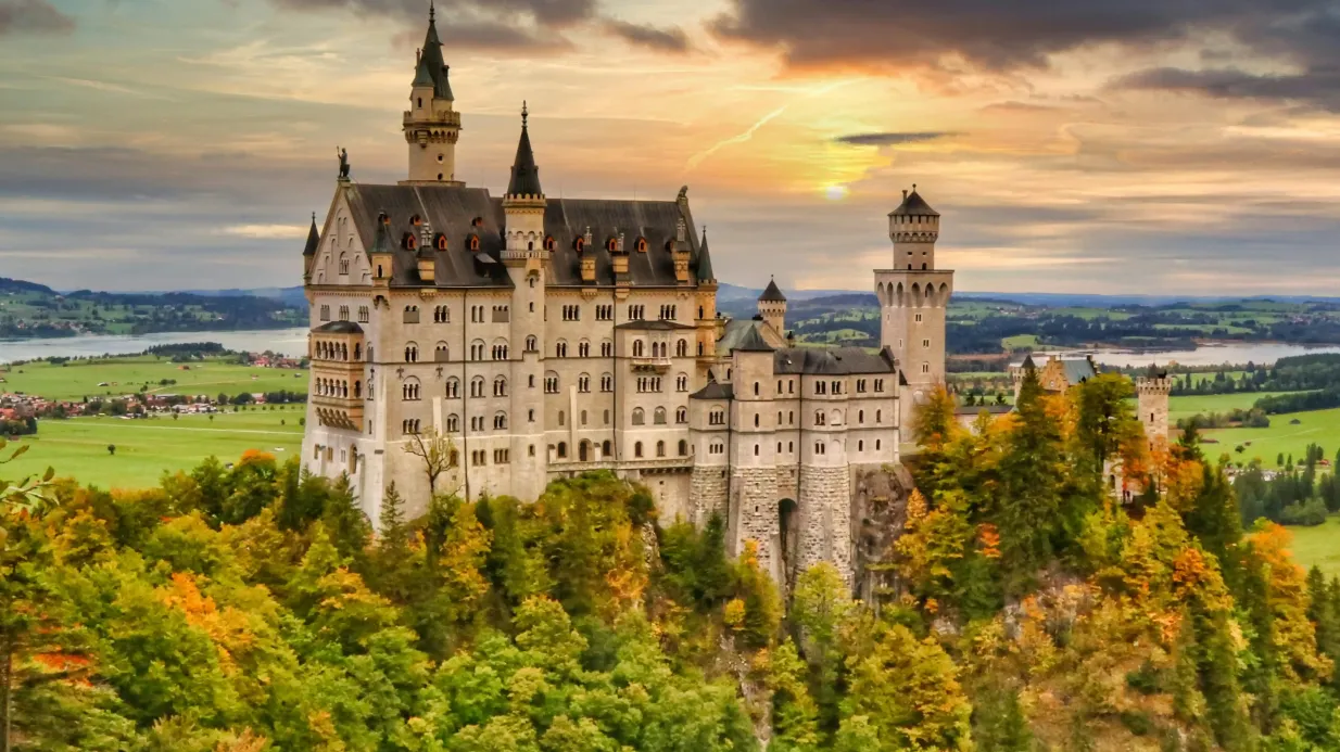 Neuschwanstein Castle: Skip The Line Ticket + Guided Tour + Horse Carriage Ride Provided by A-Travel GmbH