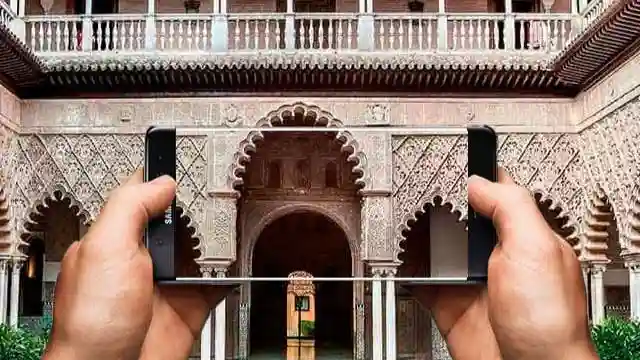 Royal Alcázar of Seville: Fast Track Ticket + Audio Guide
