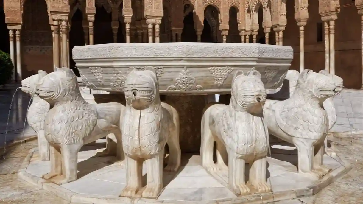 Alhambra y Palacios nazaríes: Entrada sin colas
