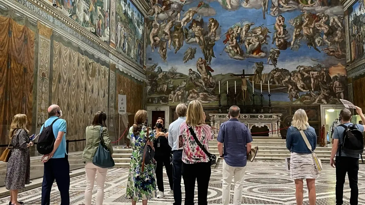 Museos Vaticanos y Capilla Sixtina: Tour guiado para grupos reducidos