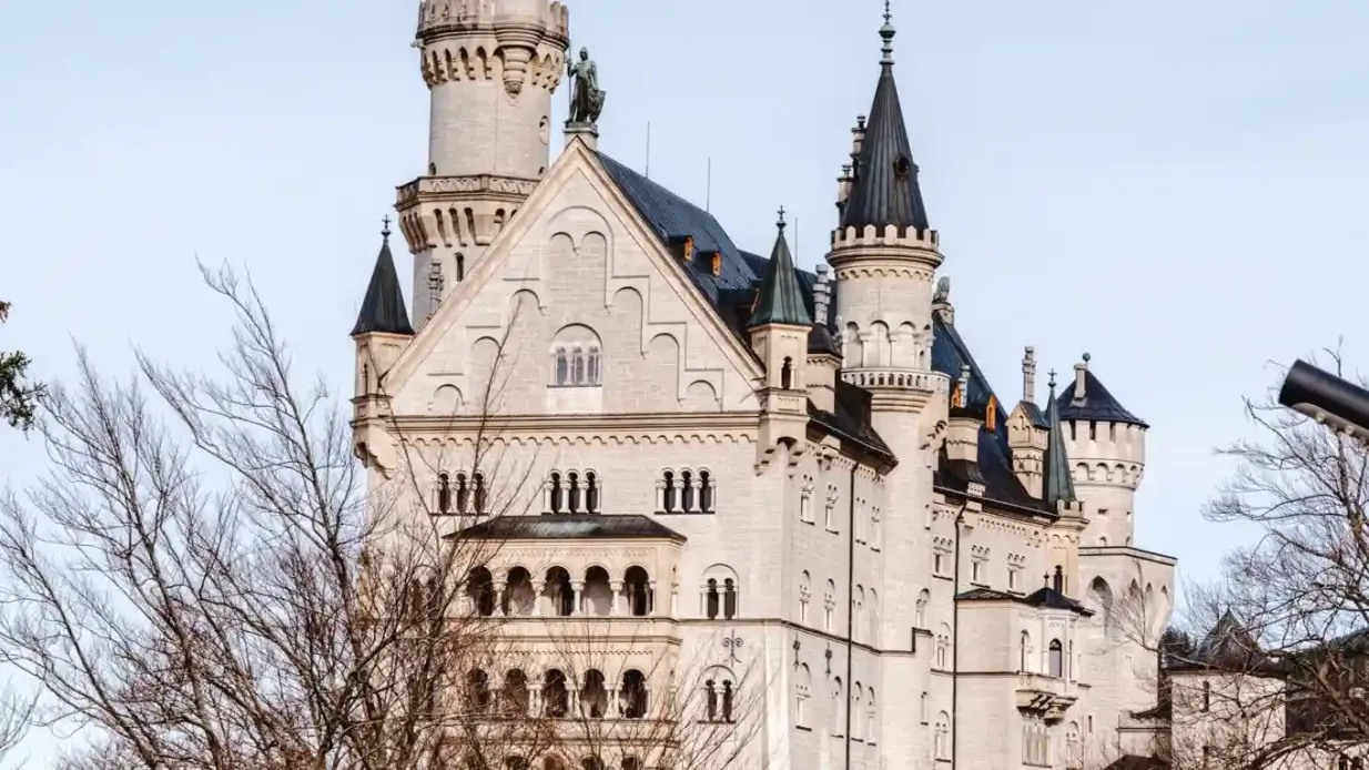 Neuschwanstein Castle: Entry Ticket + Audio Guide Provided by International Ticket & Travel Center