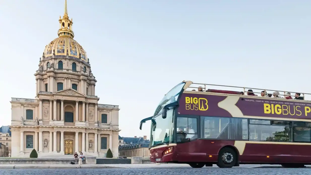 Big Bus Paris: Tour Hop-on Hop-off