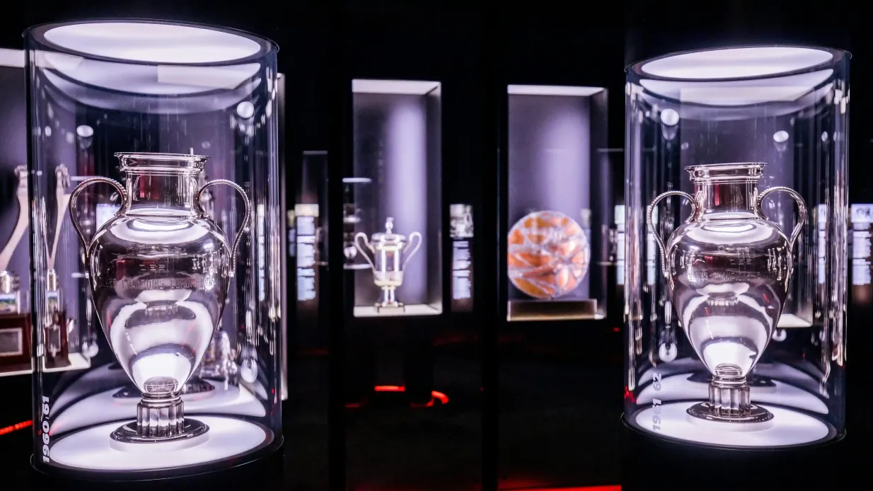 Estádio da Luz & Benfica Museum: Entry Ticket + Scarf Offer Provided by Sport Lisboa e Benfica