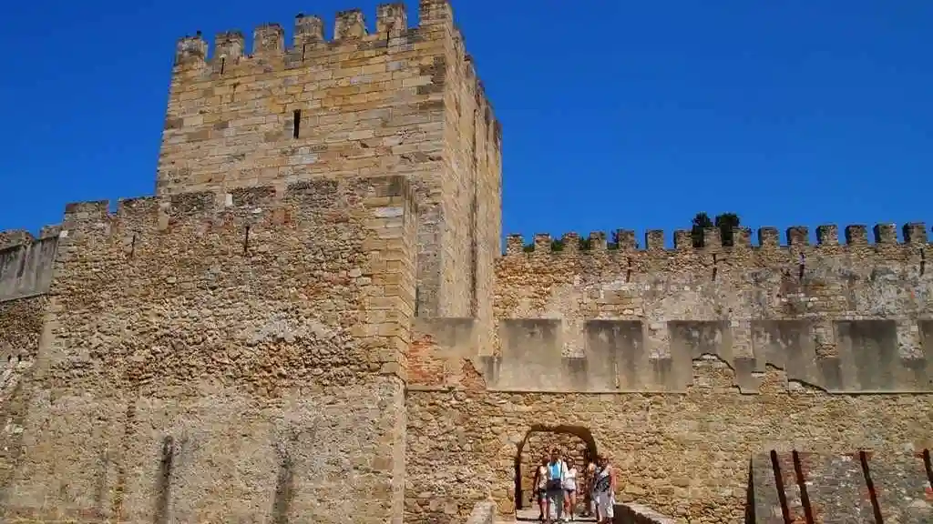 Castelo de São Jorge: entrada + audioguia Organizado por Planaltos e Enseadas Lda
