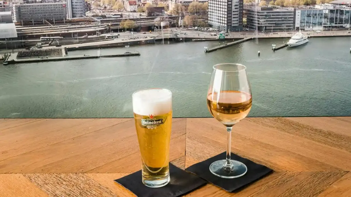 A'DAM Lookout: bilhete de entrada + 1 Bebida