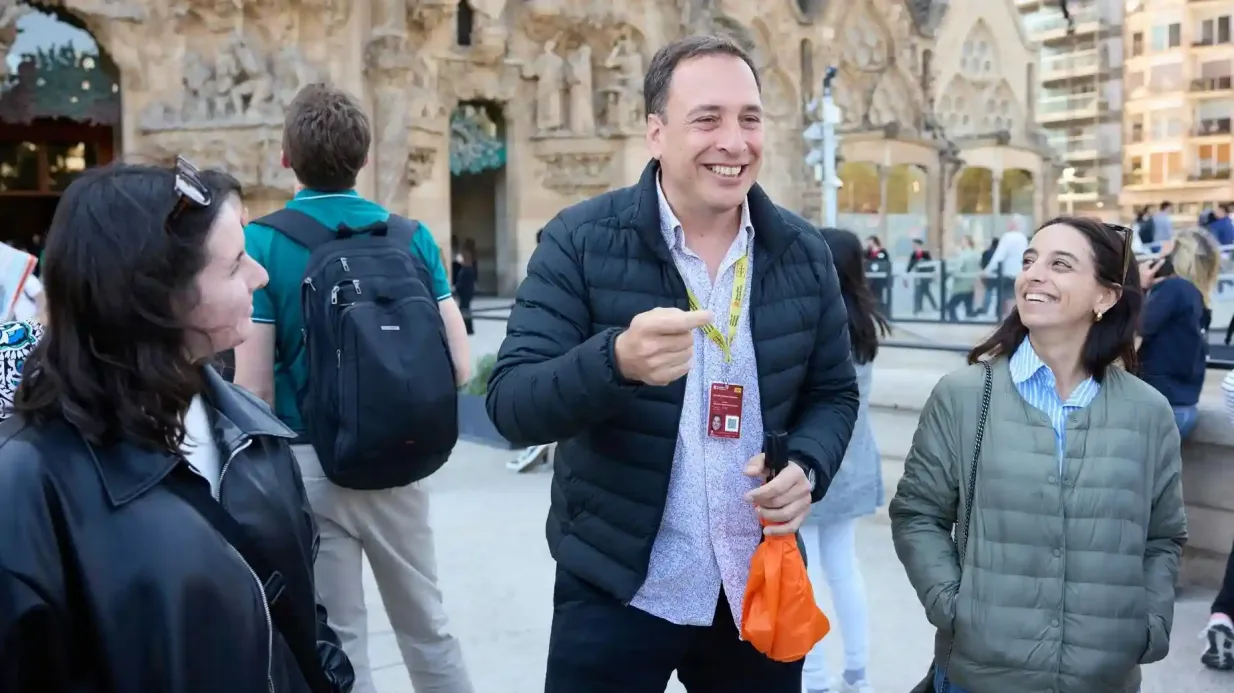 Sagrada Familia: Fast Track Ticket + Guided Tour