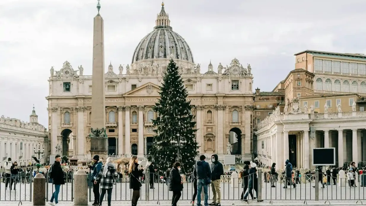 St. Peter's Basilica, Dome & Vatican Grottoes: Guided Tour Provided by Tiqets (Multisource)