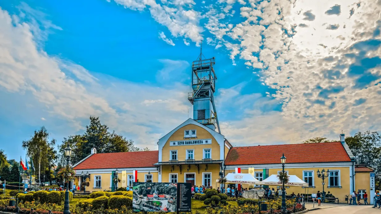 Mine de sel de Wieliczka : Billet coupe-file + visite guidée Fournie par Krakow Direct - JTP Direct Sp. z o. o.