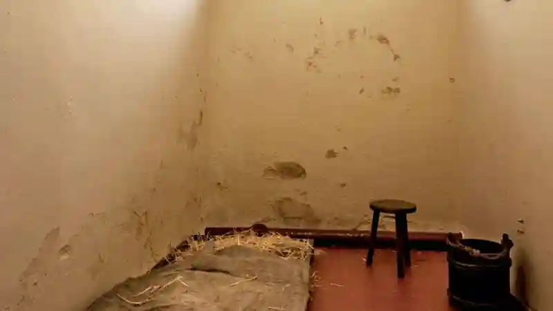 Crumlin Road Gaol: Self-Guided Tour Provided by Crumlin Road Gaol Ltd