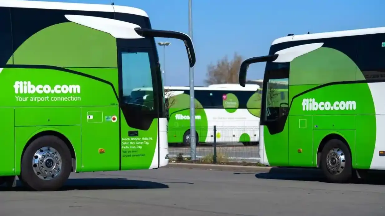 Milan: Bus Transfer From/To Bergamo Airport Provided by Distribusion Technologies GmbH (EUR)