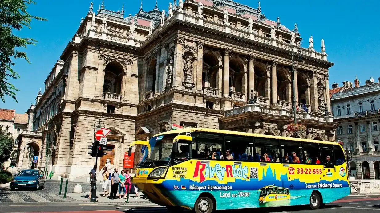 Budapest: Esperienza RiverRide in autobus galleggiante di 1,5 ore Fornito da Riverride-Tours Kft.