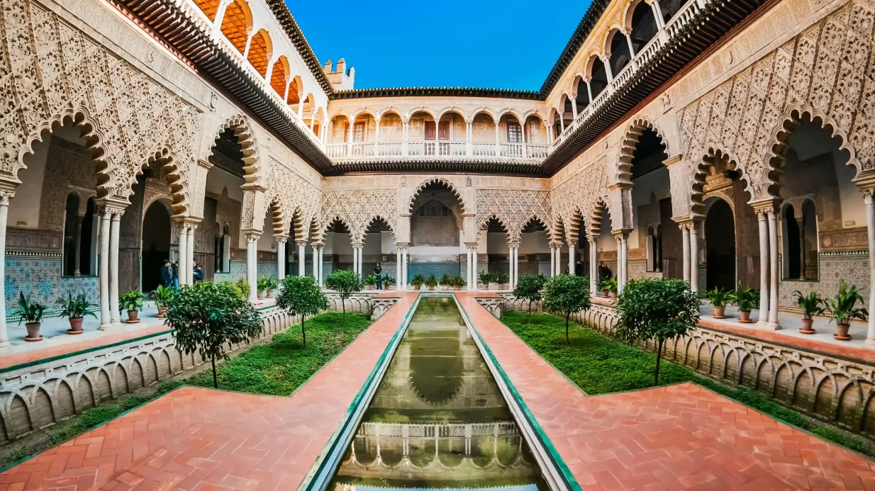 Alcázar Reale di Siviglia + Cattedrale di Siviglia: Visita guidata Fornito da Tiqets (Multisource)