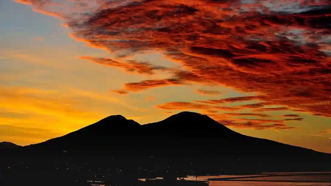 Vesuvius: Entry Ticket + Roundtrip from Pompei Provided by Around Vesuvio