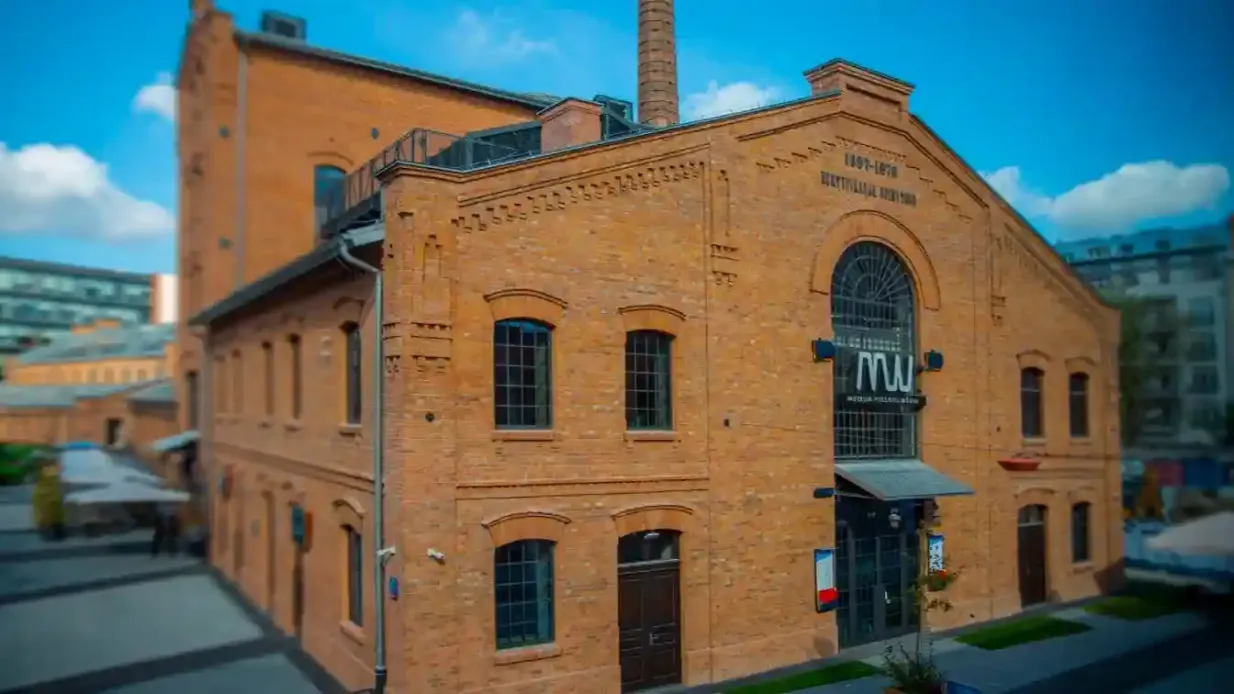 Musée de la Vodka polonaise : Visite guidée en anglais + dégustation de 4 vodkas