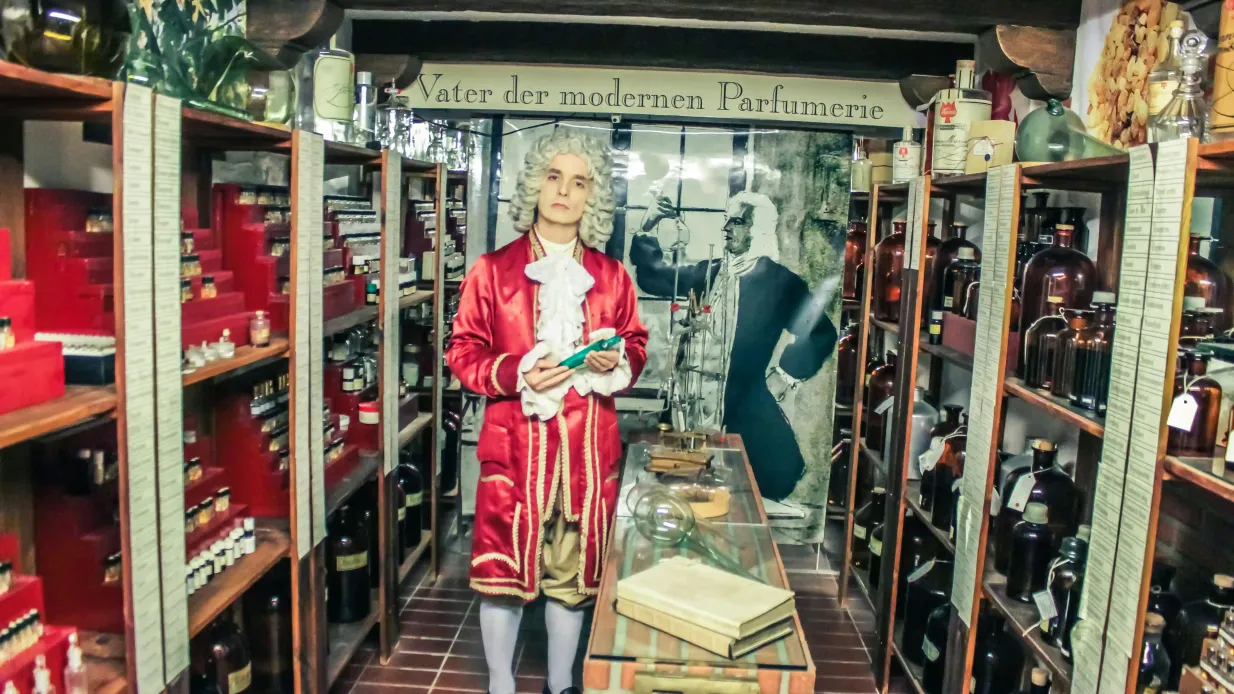 Farina Fragrance Museum Cologne: Public Historical Costumed Guided Tour Provided by Johann Maria Farina gegenüber dem Jülichs-Platz GmbH