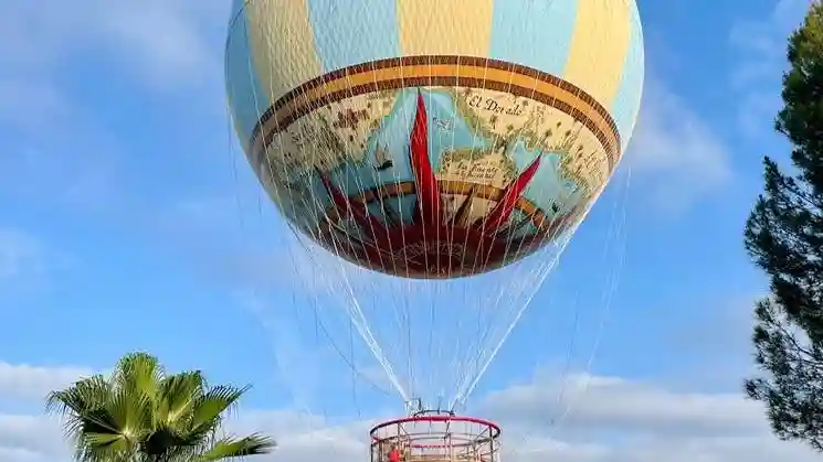 Nao Vigía El Globo de Sevilla: Entrada Operado por Tiqets International B.V.