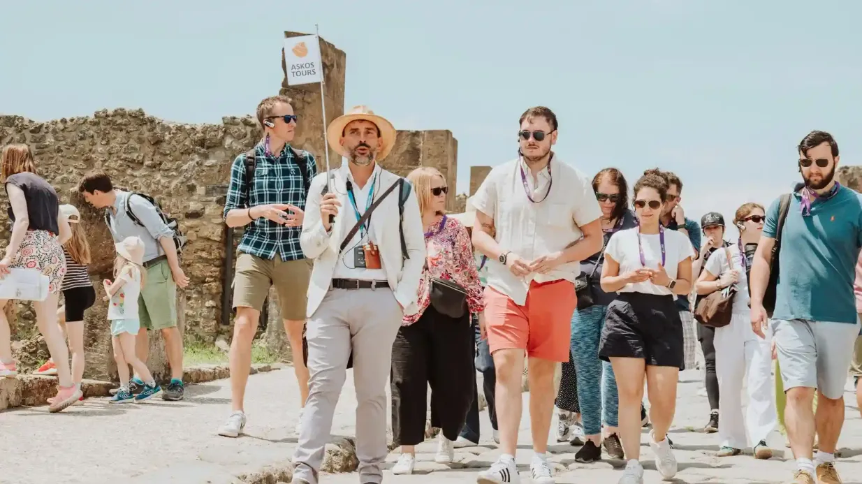 Pompeii & Herculaneum: Fast Track Ticket + Guided Tour Provided by Askos Srl