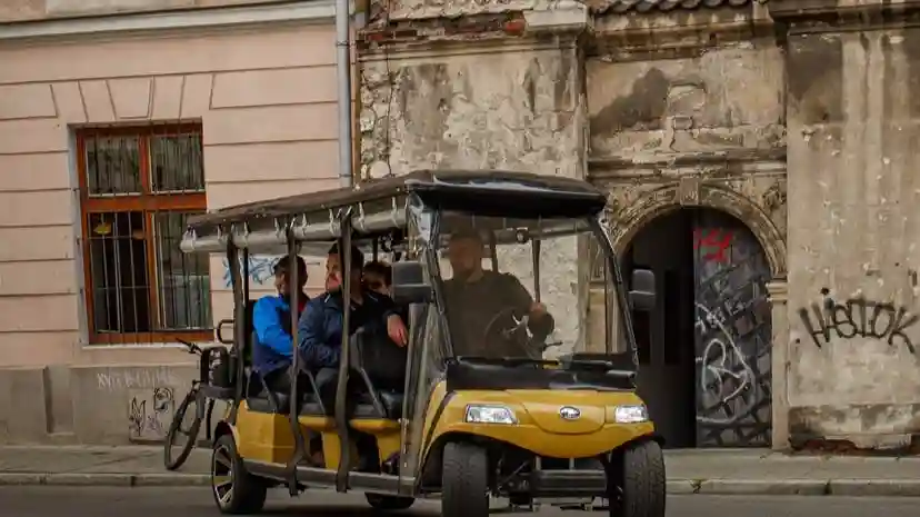 Cracóvia: City Sightseeing Tour em carrinho de golfe elétrico + guia de áudio + traslados Organizado por ARKADIUSZ GLUZIŃSKI KRAKOWTOGETHER.COM