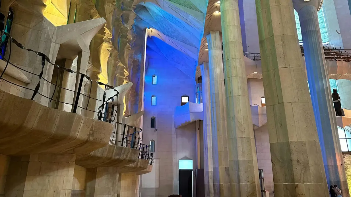 Gaudí & Sagrada Familia: Guided Tour Provided by TTP Cultural Experiences S.L