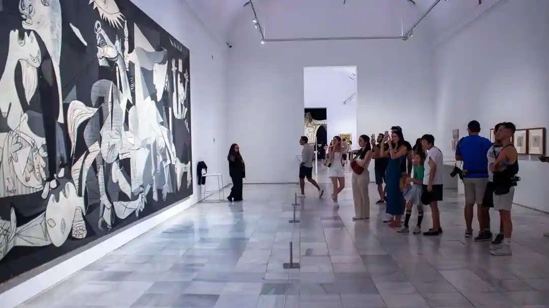 Musée Reina Sofía : Billet coupe-file + Visite guidée