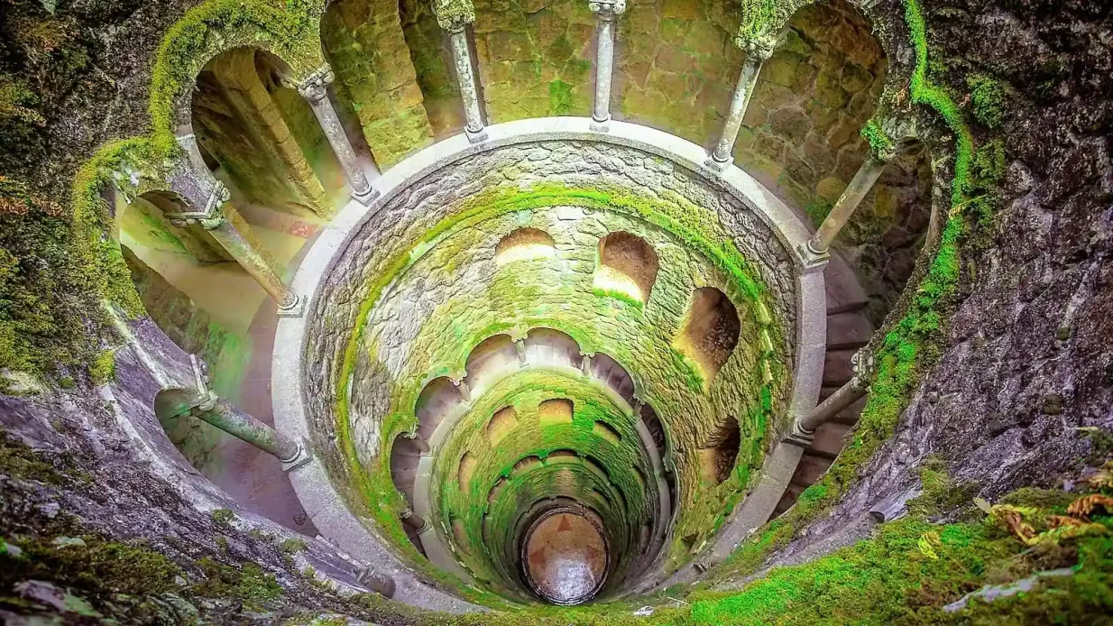 Sintra, Palacio da Pena e Quinta da Regaleira: Gita in giornata da Lisbona Fornito da Tugatrips Tours & Events, Lda