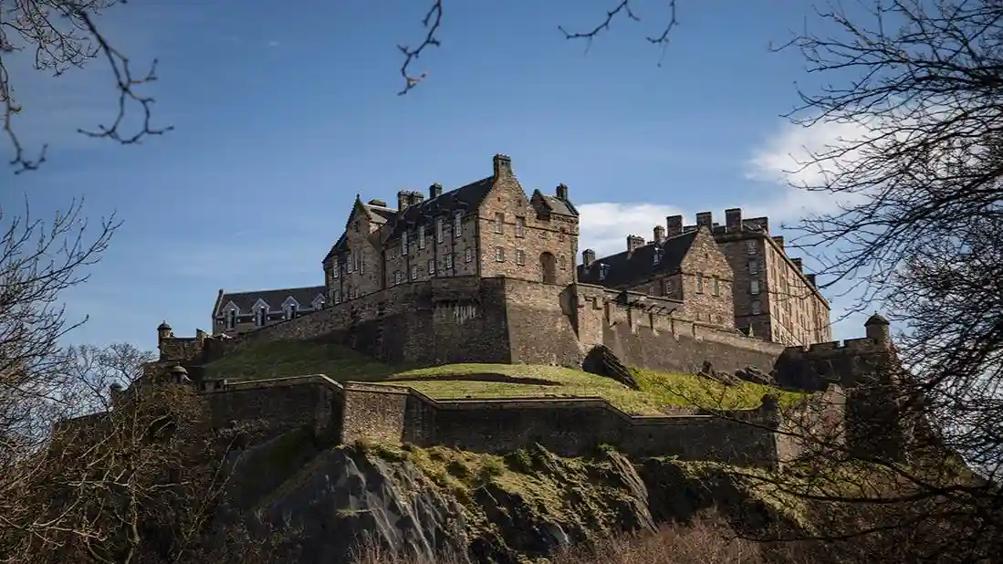 Castello di Edimburgo e Royal Mile: Tour guidato a piedi Fornito da Clan Pascual Tours