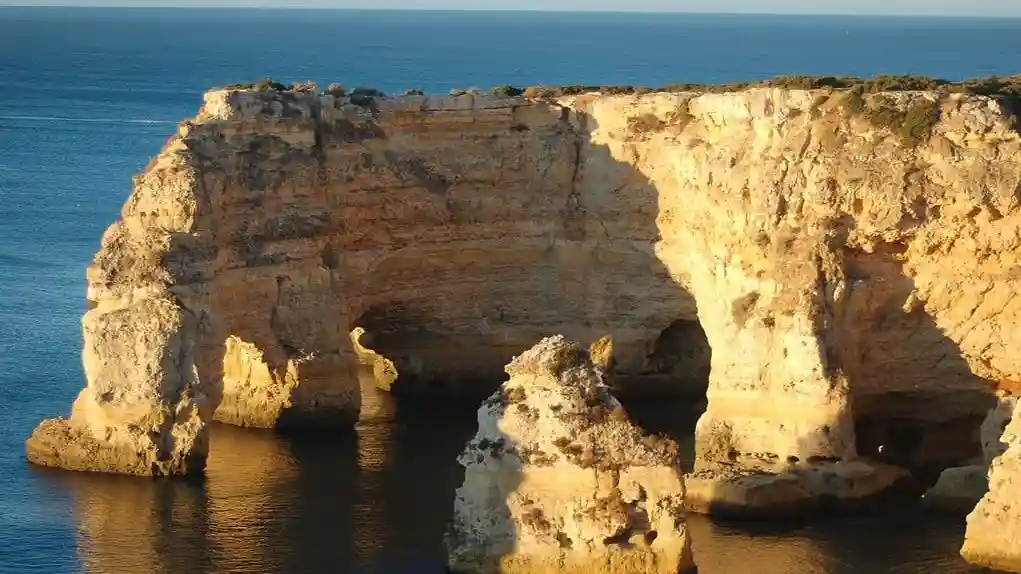 Cuevas de Benagil: Excursión en lancha rápida de 90 minutos desde Portimão