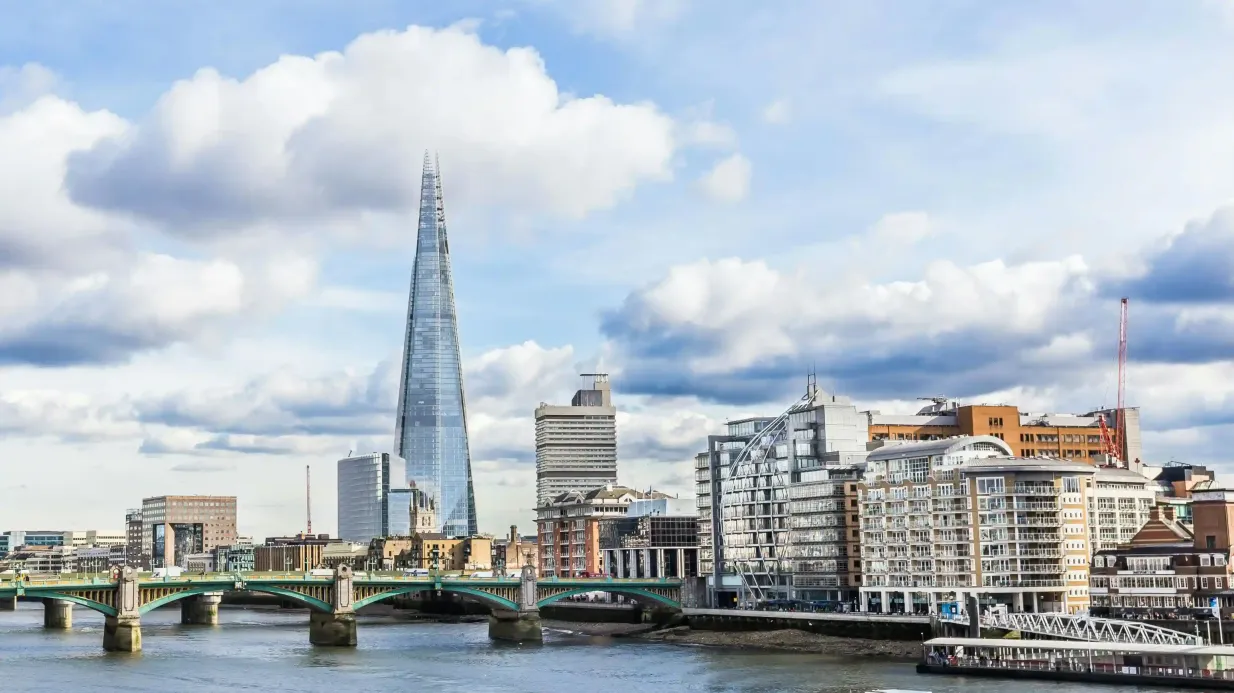 Bootstour auf der Themse: Westminster zum Tower of London Bereitgestellt von Thames River Services