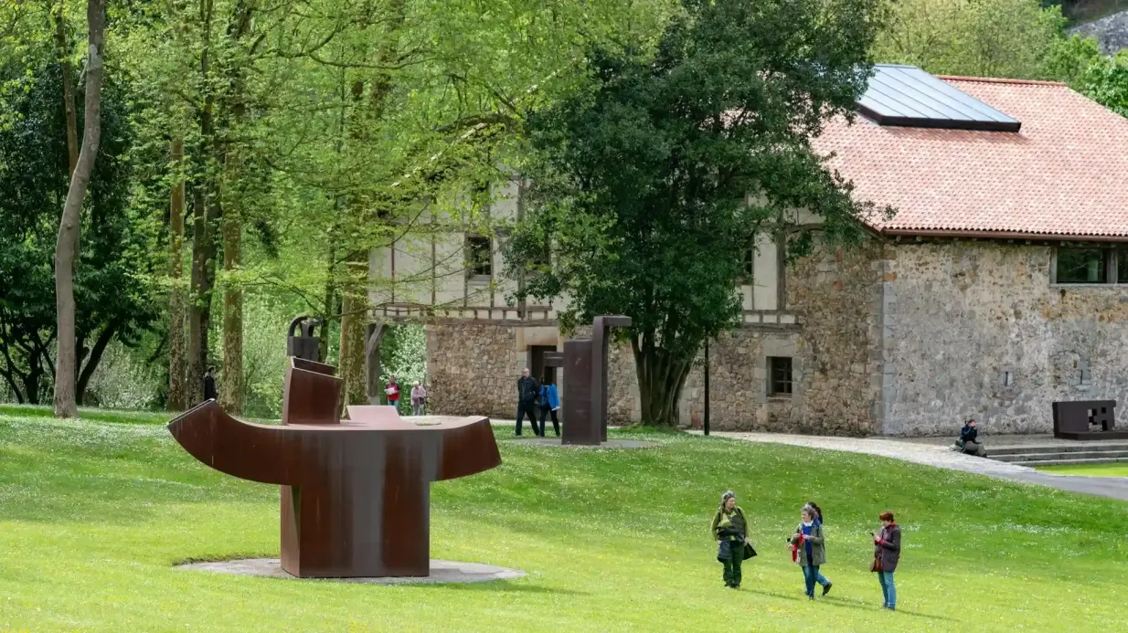 Chillida Leku Museum Guided Tour Provided by Chillida Leku - Zabalaga Leku S.L.
