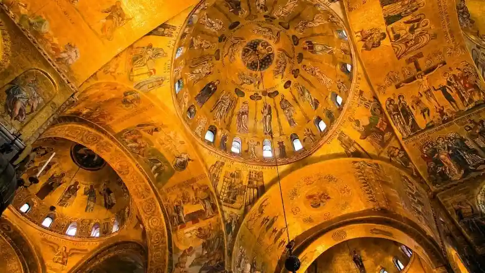 St. Mark's Basilica & Bell Tower: Hosted Entry + Audio Guide