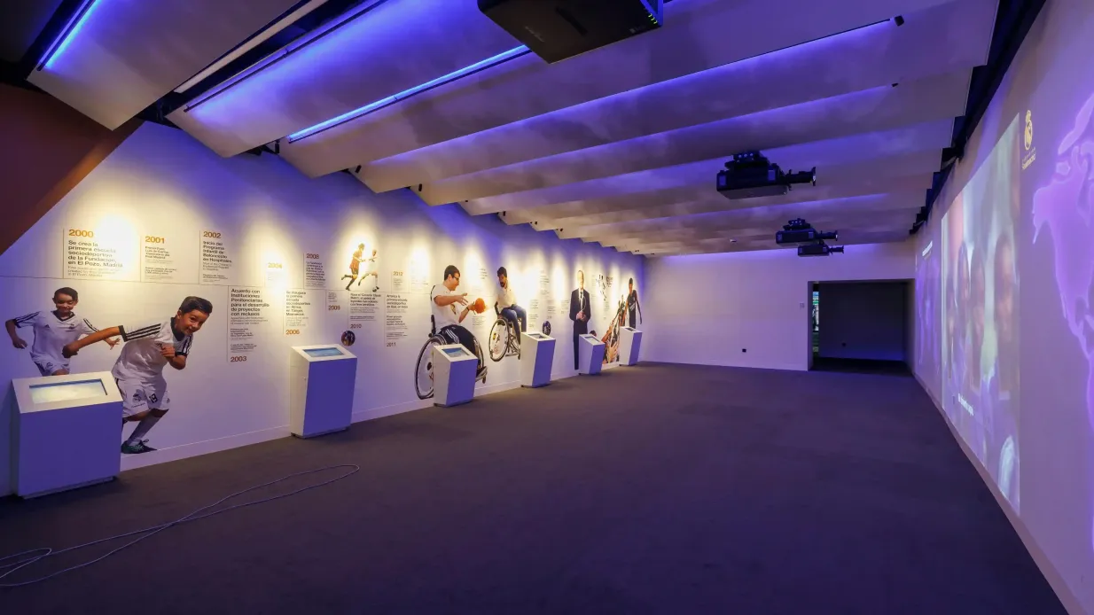 Stadio Santiago Bernabéu e Museo del Real Madrid: Ingresso veloce + tour guidato
