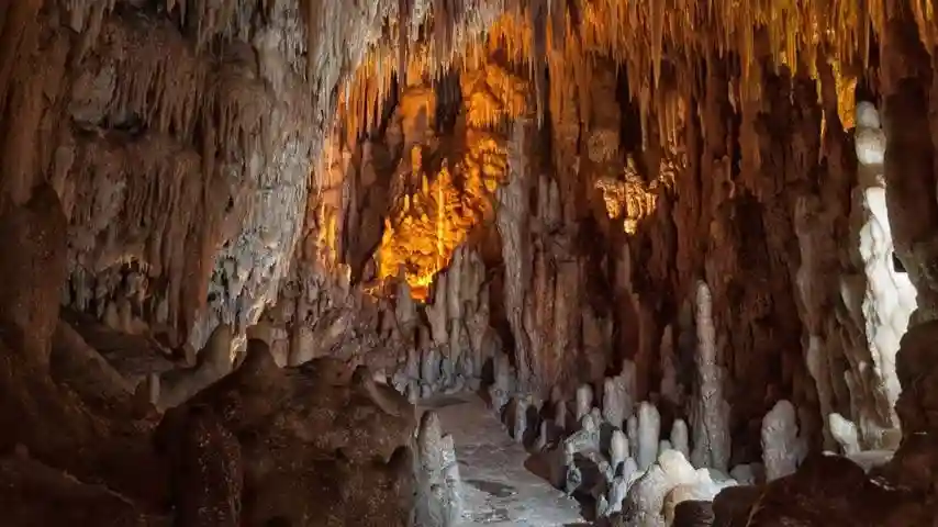 Grotte di Castellana: Guided Tour Provided by Ticketone