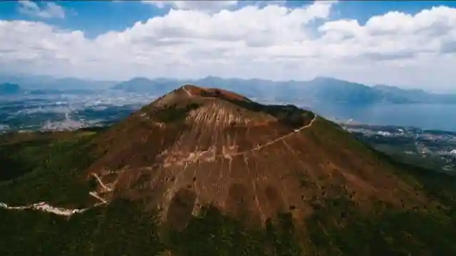 Monte Vesubio: Entrada sin colas con audioguía + ida y vuelta desde Nápoles