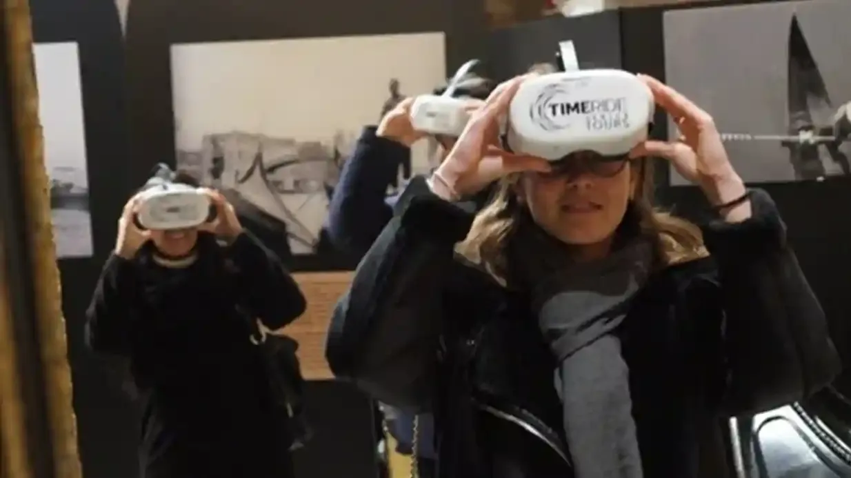 Galleria della Gondola: Tour guidato + Esperienza VR Fornito da City Tours Co Uk