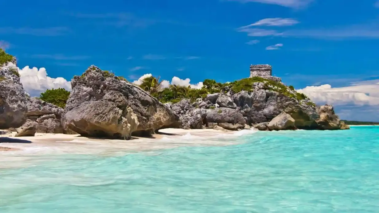 Mayan Ruins of Tulum: Fast Track Ticket Provided by OPERADORA AROZARENA