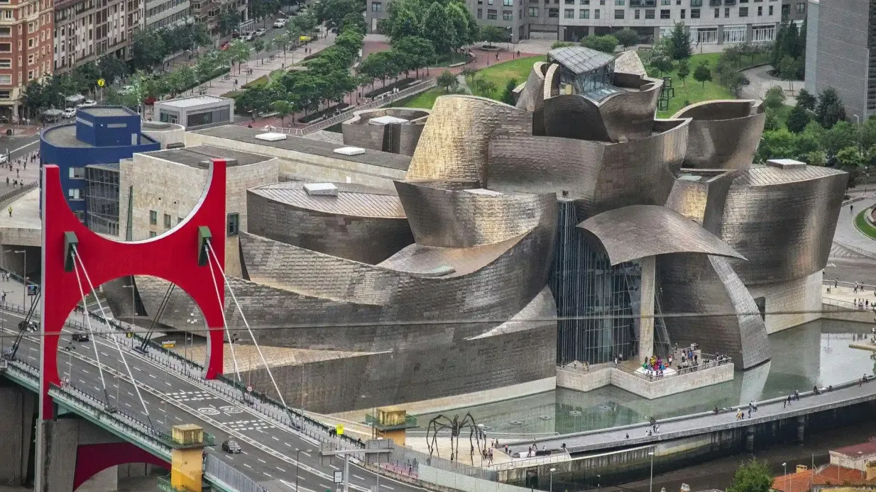 Museo Guggenheim Bilbao: Frank Gehry e Bilbao Tour + Ingresso