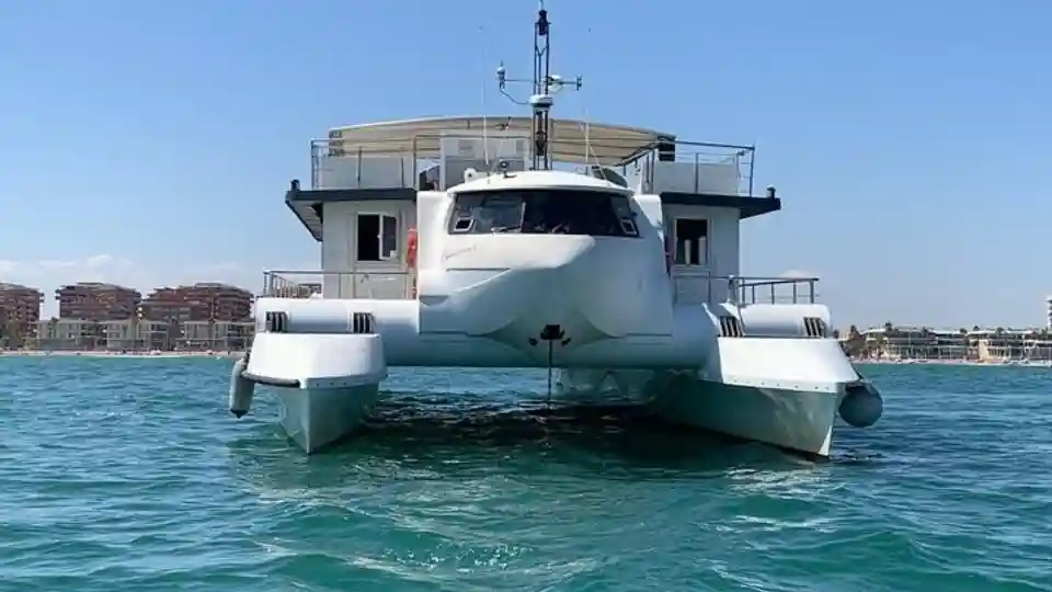 Valencia: Crucero en Catamarán por la Marina