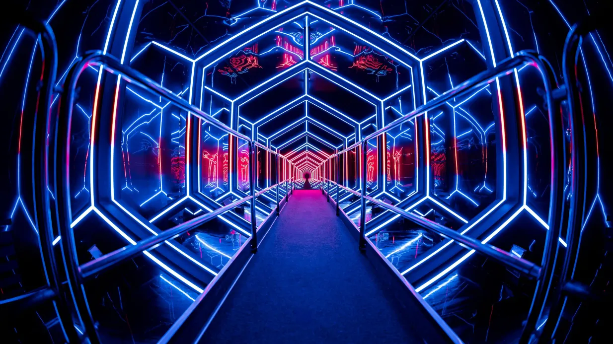 AMAZE: La Experiencia Inmersiva