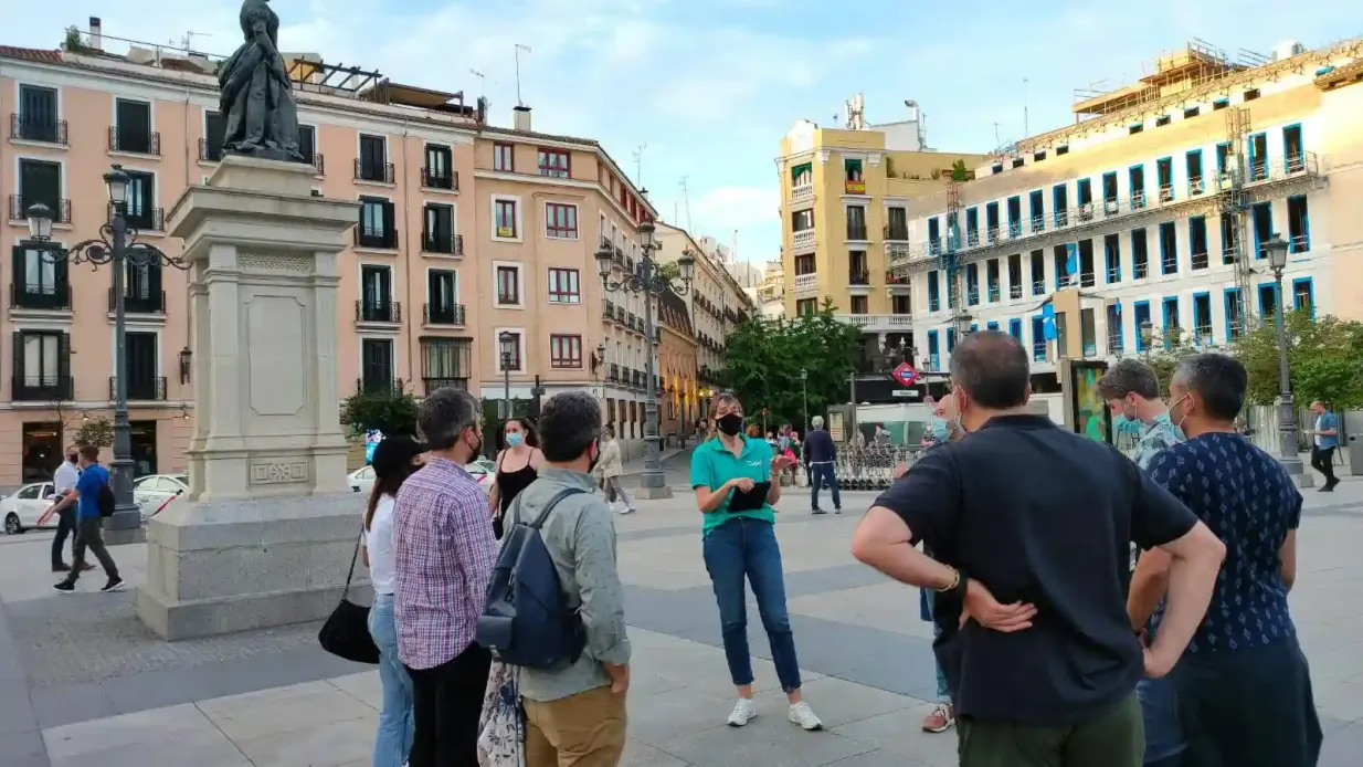 Palazzo Reale di Madrid e Cattedrale dell'Almudena: Salta la fila e visita guidata Fornito da Todo Tours SL